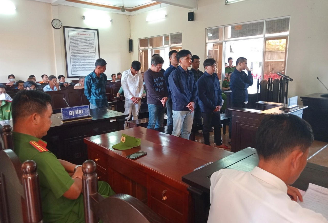 Gần 80 năm tù dành cho "băng nhóm" trộm xe gắn máy