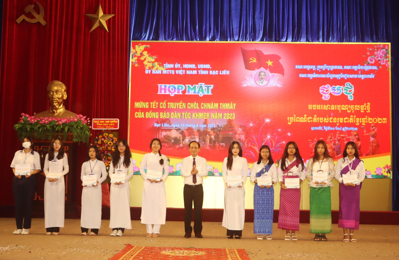 Đồng bào dân tộc Khmer góp phần xây dựng Bạc Liêu ngày càng văn minh, giàu đẹp