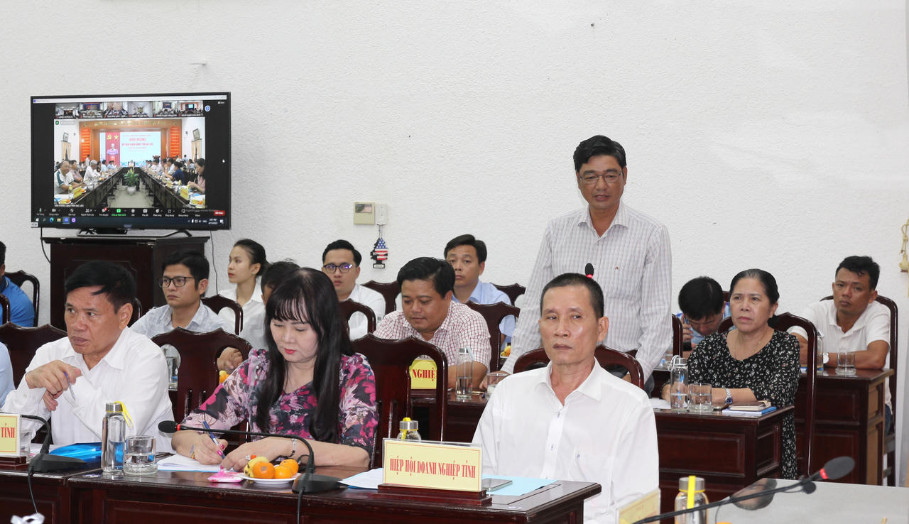 Chủ tịch Bạc Liêu gỡ rối đồng hành cùng doanh nghiệp 