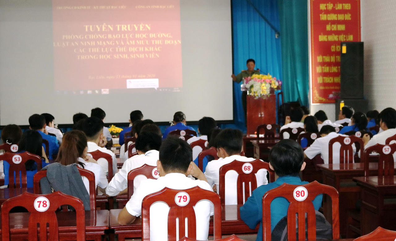 Phòng tránh bạo lực học đường cần sự chung tay của toàn xã hội