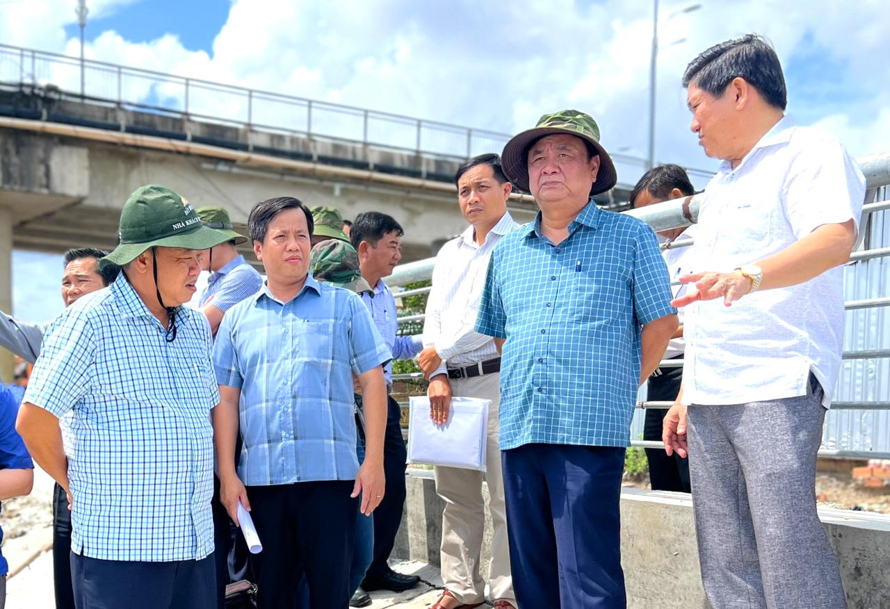 Cà Mau mong được hỗ trợ ứng phó biến đổi khí hậu và xuất khẩu cua chính ngạch