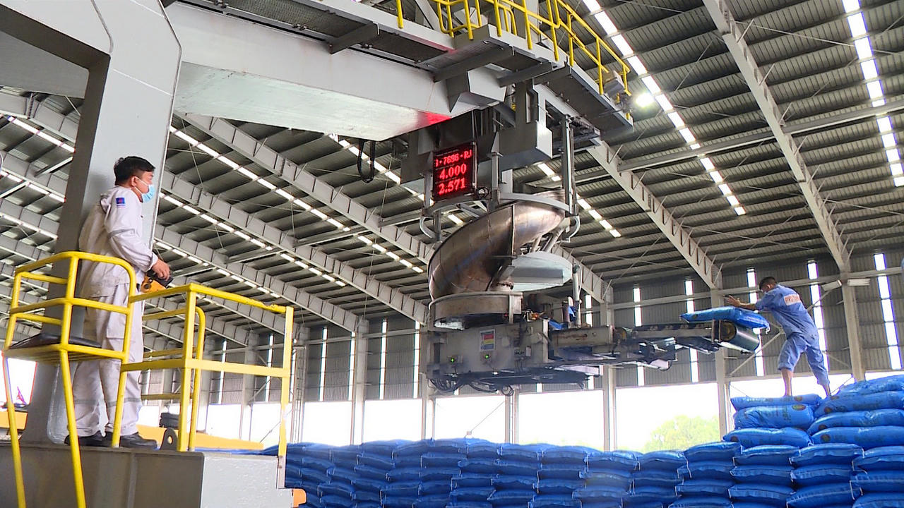 Cà Mau phấn đấu thu ngân sách đạt trên 5.000 tỷ đồng 