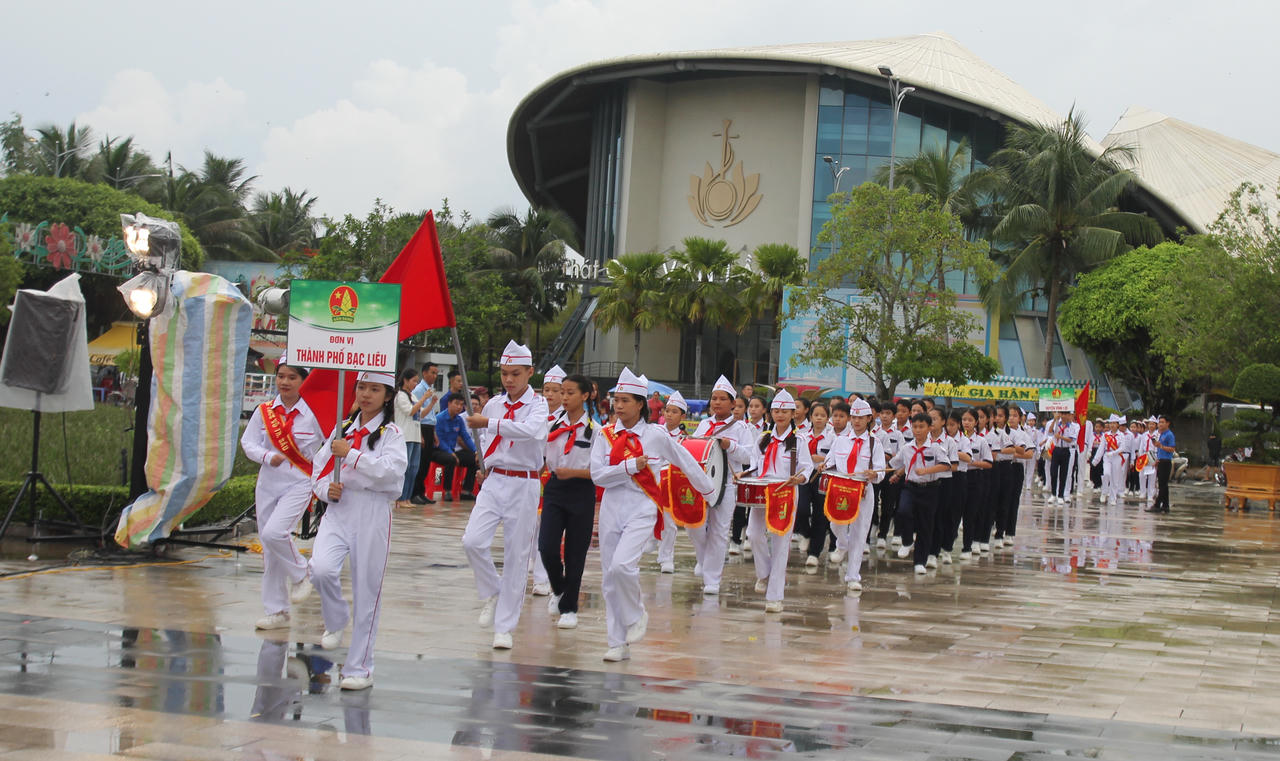 Sôi nổi Hội thi “Nghi thức Đội TNTP Hồ Chí Minh” tỉnh Bạc Liêu