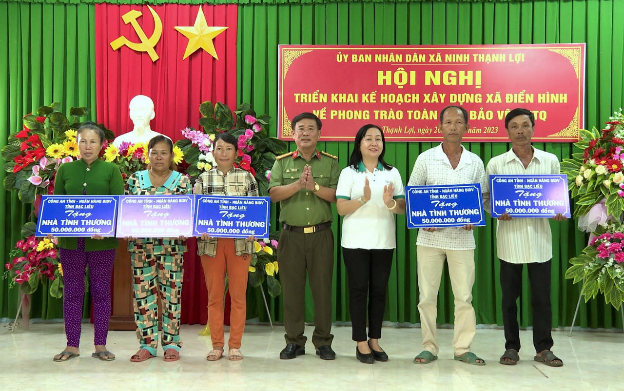 Chung sức xây dựng phong trào Toàn dân bảo vệ an ninh Tổ quốc ở Bạc Liêu