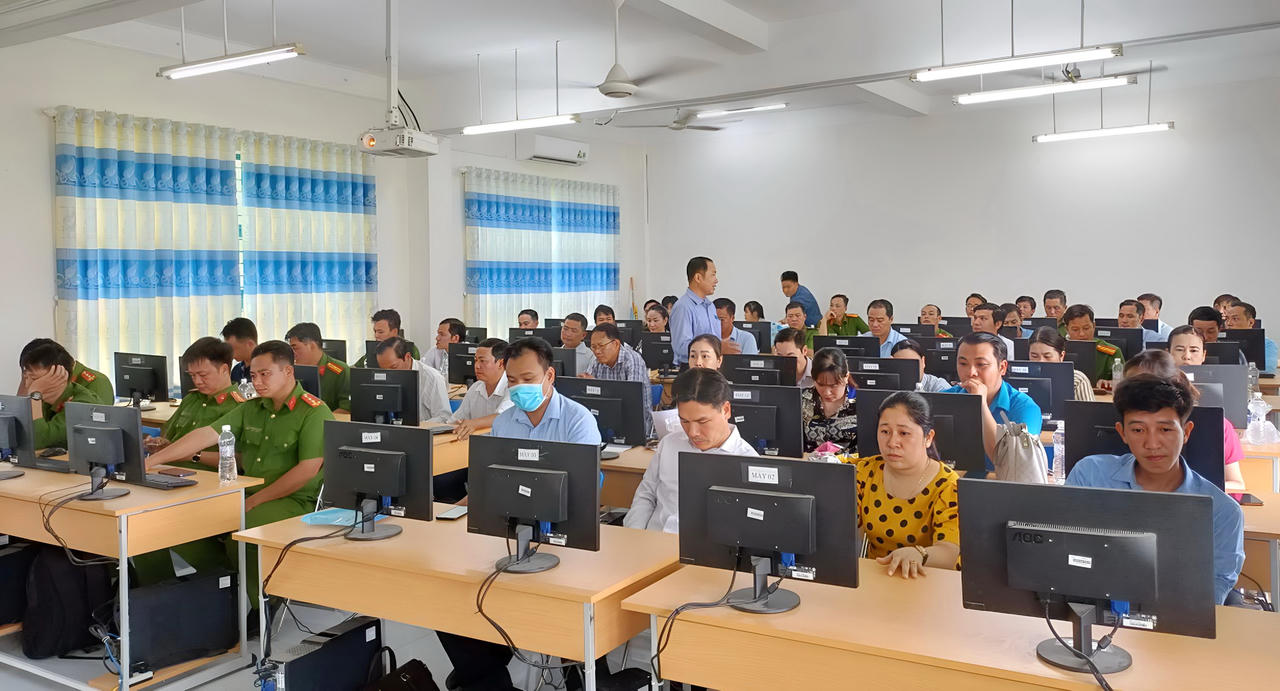 Sở Tư pháp Bạc Liêu tập huấn quy trình liên thông điện tử theo Đề án 06/CP