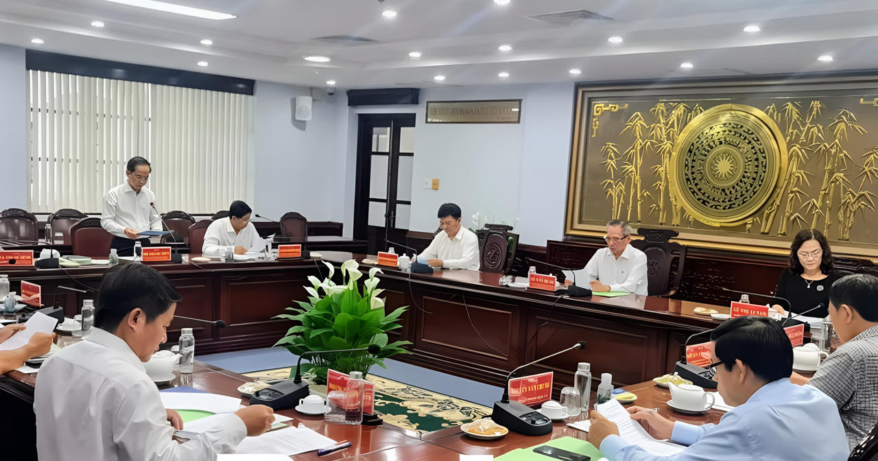 Trên dưới đồng lòng phòng, chống tham nhũng, tiêu cực