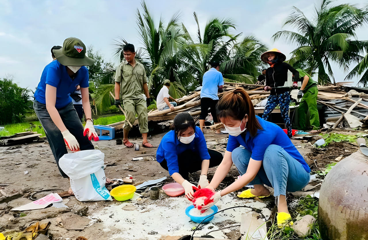 Thiệt hại gần 9,5 tỷ đồng do bão số 2 gây ra ở Cà Mau