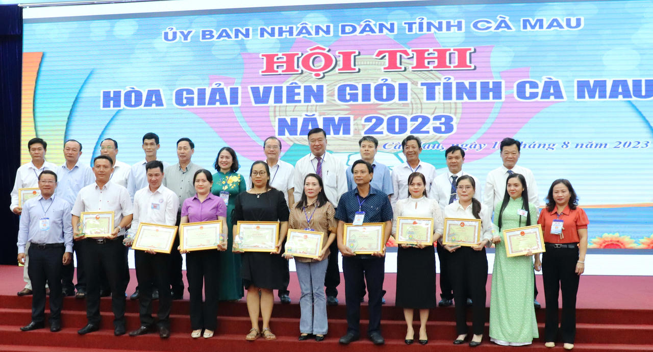 Hội thi “Hòa giải viên giỏi” Cà Mau