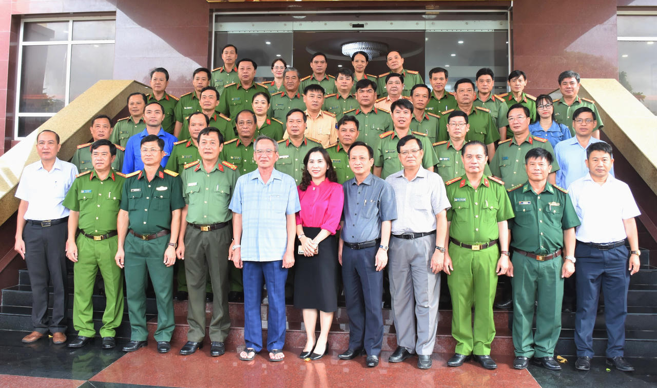 Bí thư Tỉnh ủy Bạc Liêu thăm và làm việc với Công an tỉnh