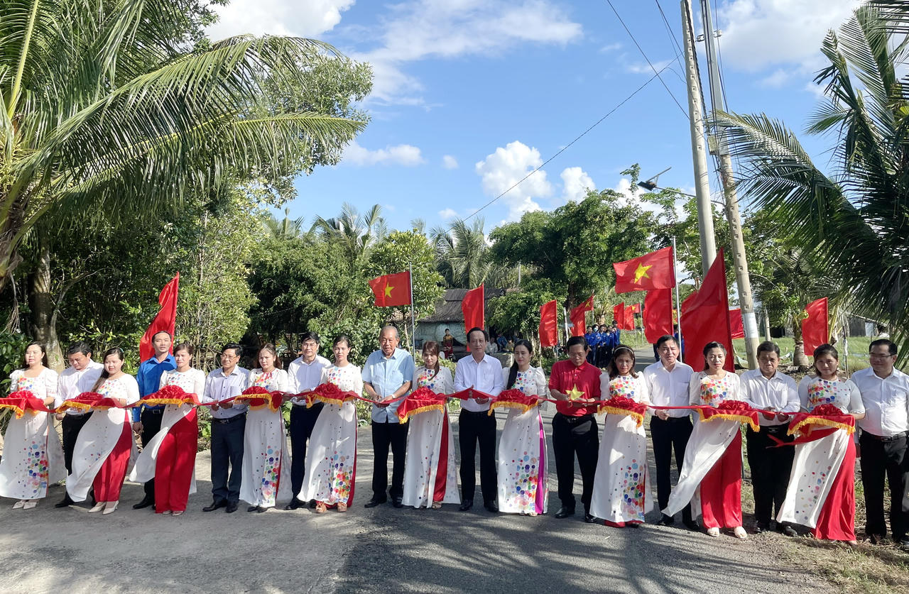 Khánh thành “Đường cờ Tổ quốc” tại Khu Di tích lịch sử quốc gia đặc biệt Căn cứ Cái Chanh 