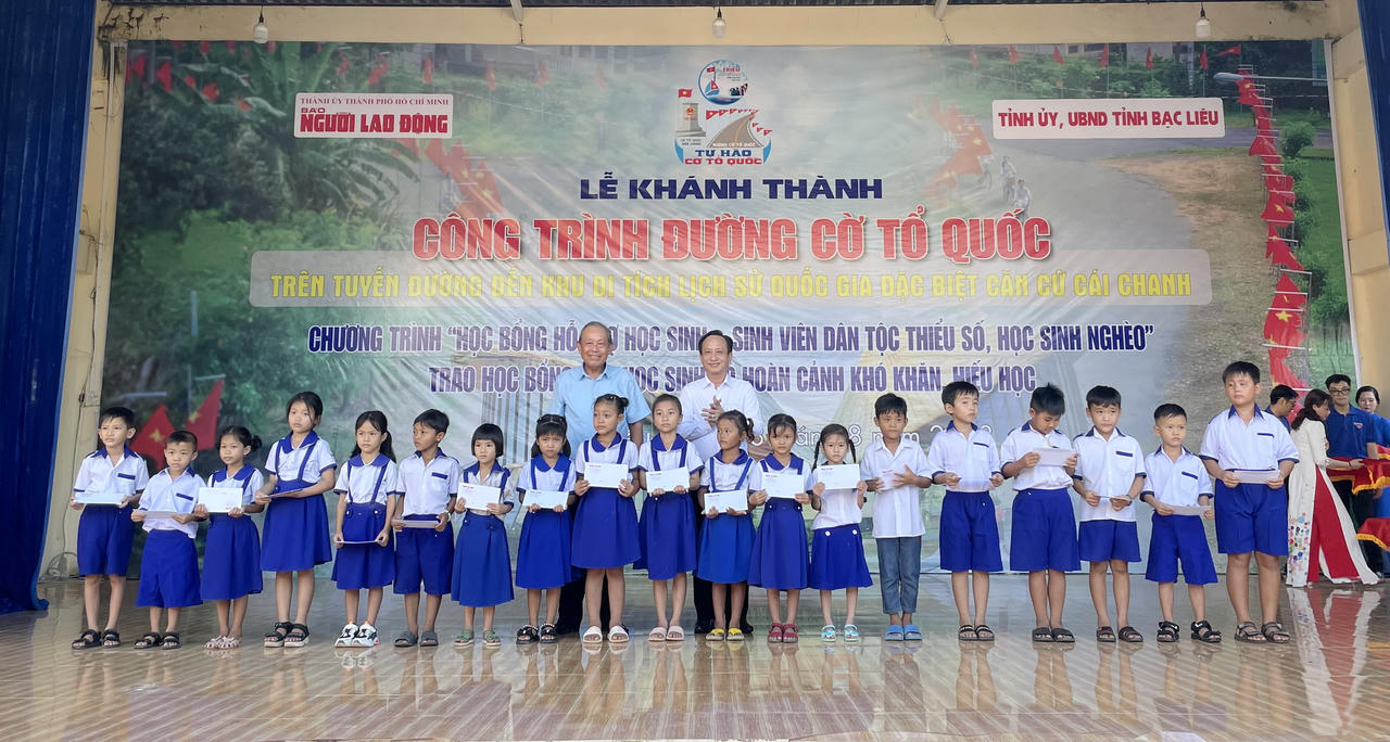 Khánh thành “Đường cờ Tổ quốc” tại Khu Di tích lịch sử quốc gia đặc biệt Căn cứ Cái Chanh 
