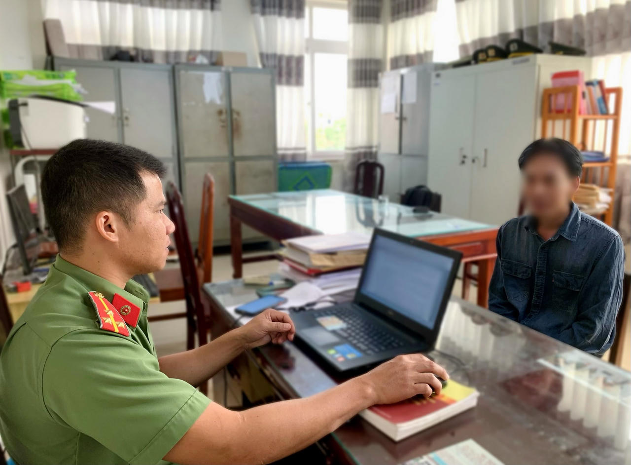 Công an Bạc Liêu giải cứu nạn nhân của đường dây"việc nhẹ, lương cao"