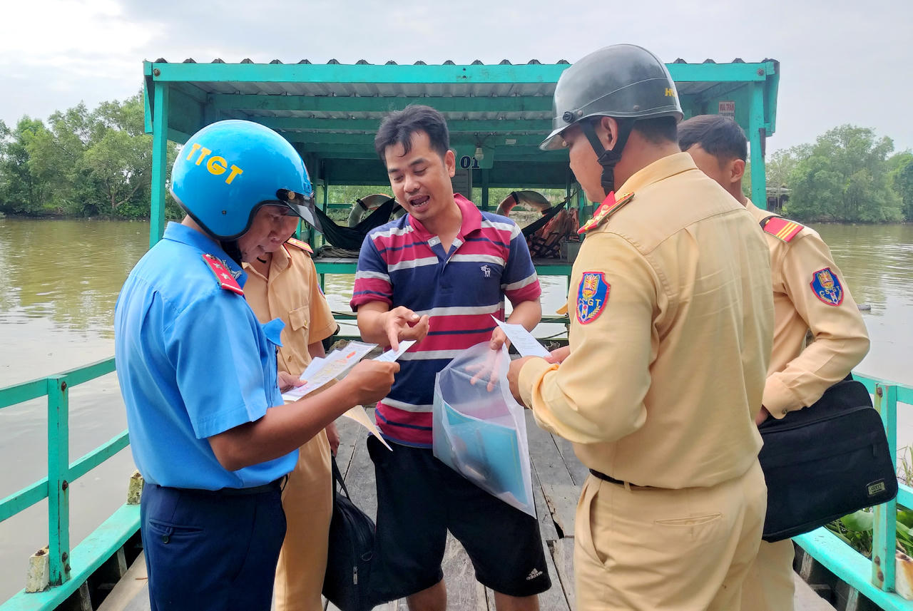 Hạn chế mức thấp nhất tai nạn giao thông đường thủy ở Bạc Liêu 