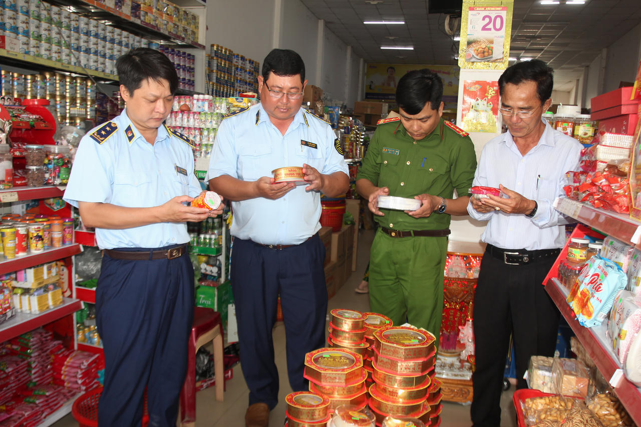 Bạc Liêu tăng cường kiểm tra, kiểm soát các mặt hàng phục vụ Tết Trung thu 