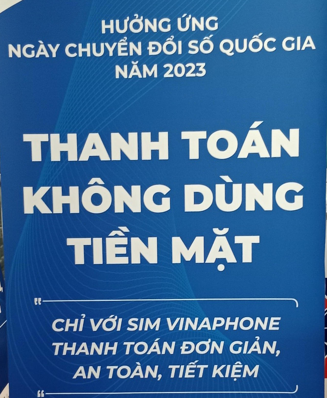 Cà Mau đẩy mạnh tuyên truyền ngày Chuyển đổi số quốc gia và Doanh nhân Việt Nam