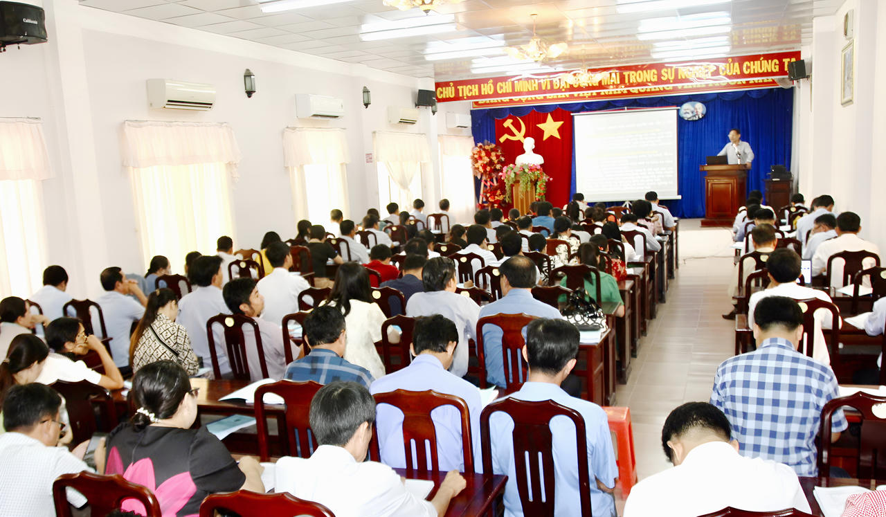 Nâng cao năng lực cho đội ngũ công chức Tư pháp ở Bạc Liêu tiếp cận pháp luật 