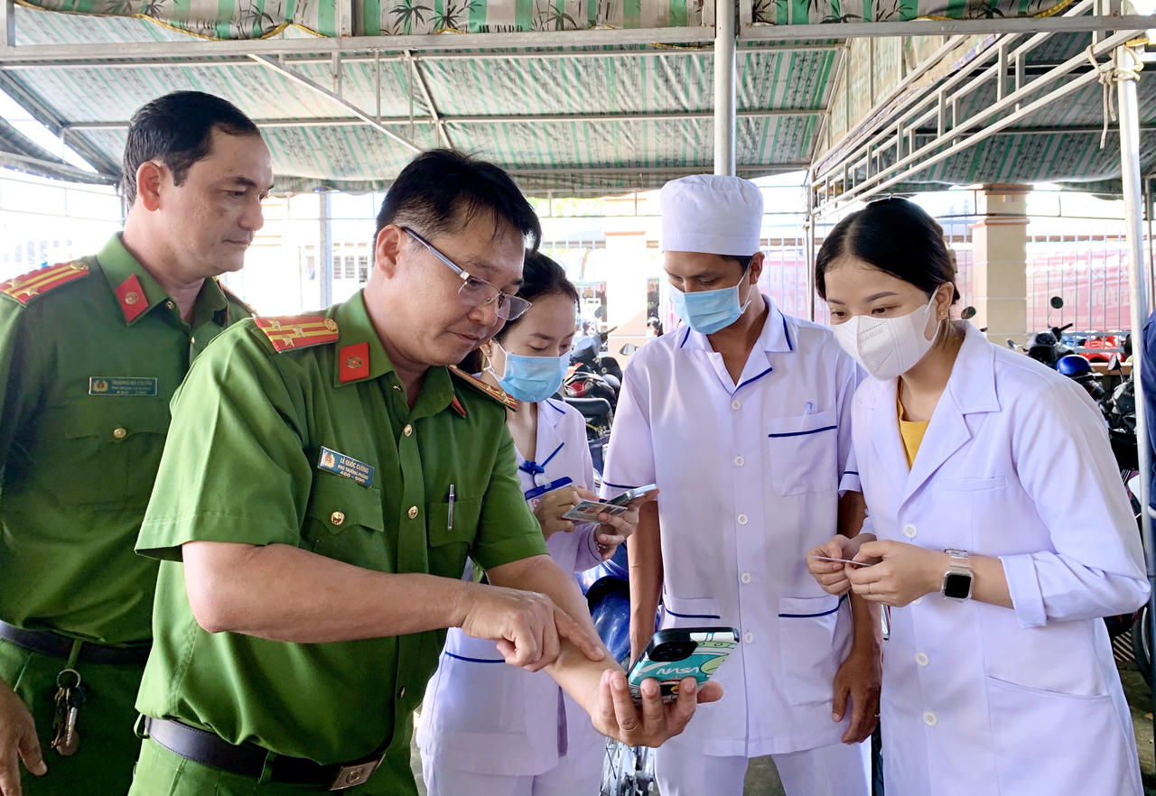 Bạc Liêu: Khám chữa bệnh qua VNeID - Sự hài lòng của công dân số