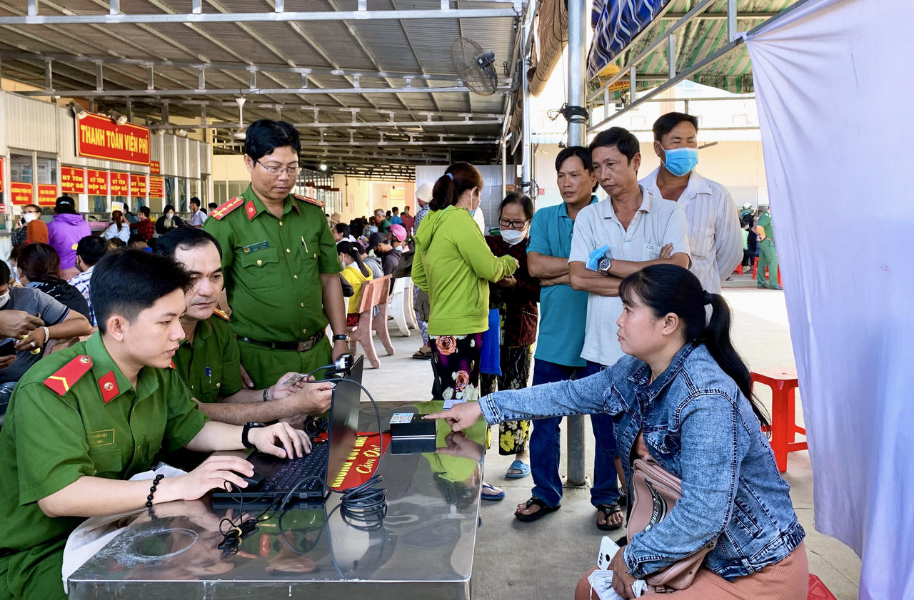 Bạc Liêu: Khám chữa bệnh qua VNeID - Sự hài lòng của công dân số