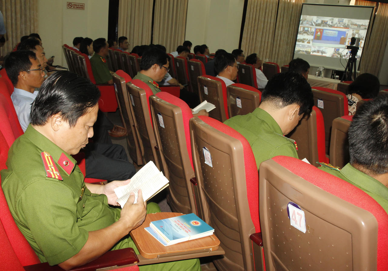 Đưa pháp luật đi vào thực tiễn cuộc sống