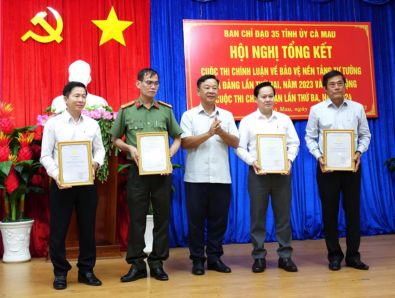 Nhiều bài viết tâm huyết, trách nhiệm và tin tưởng sâu sắc vào sự lãnh đạo của Đảng