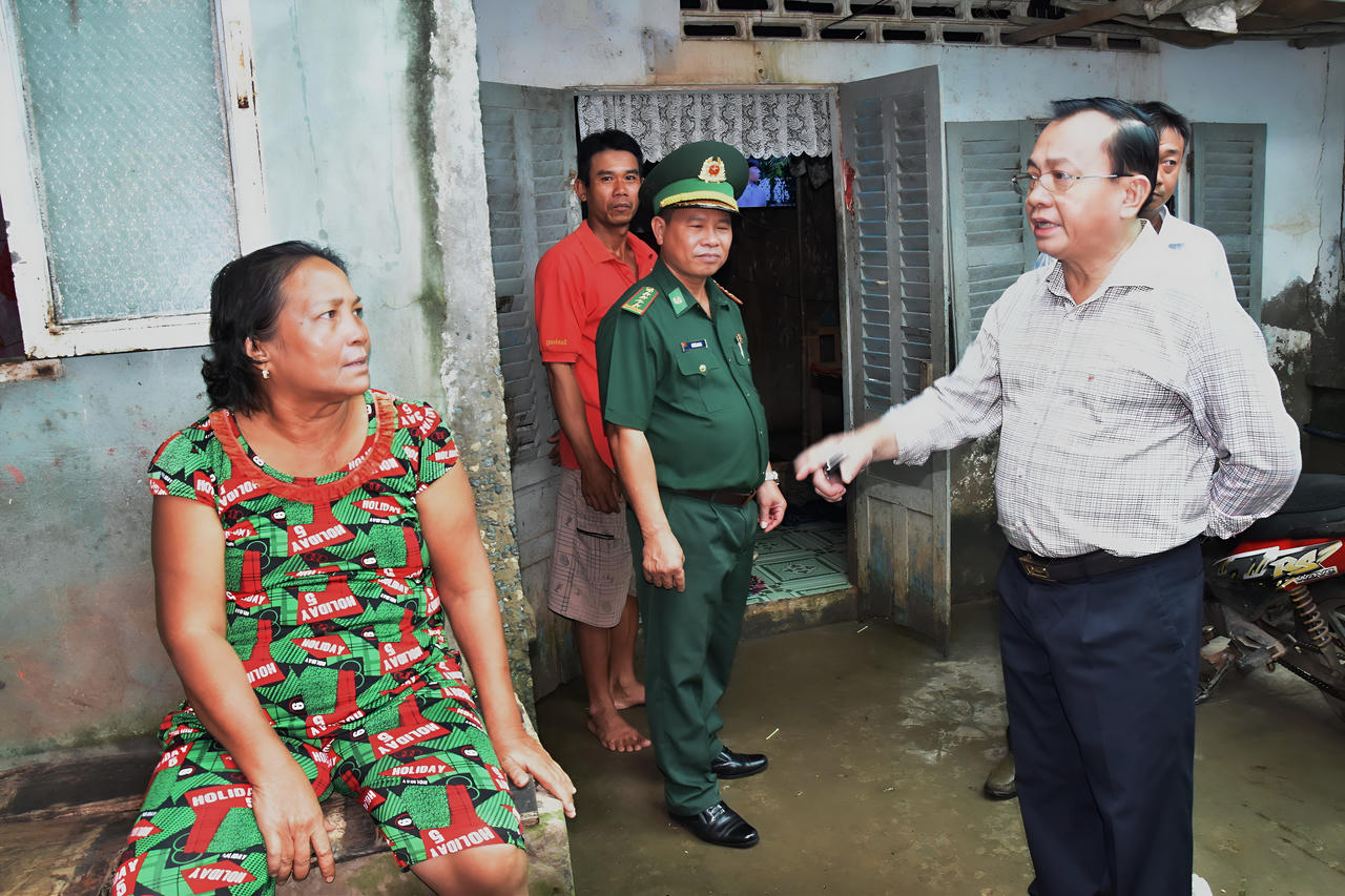 Bạc Liêu: Sớm triển khai dự án xây dựng kè chống sạt lở và triều cường 