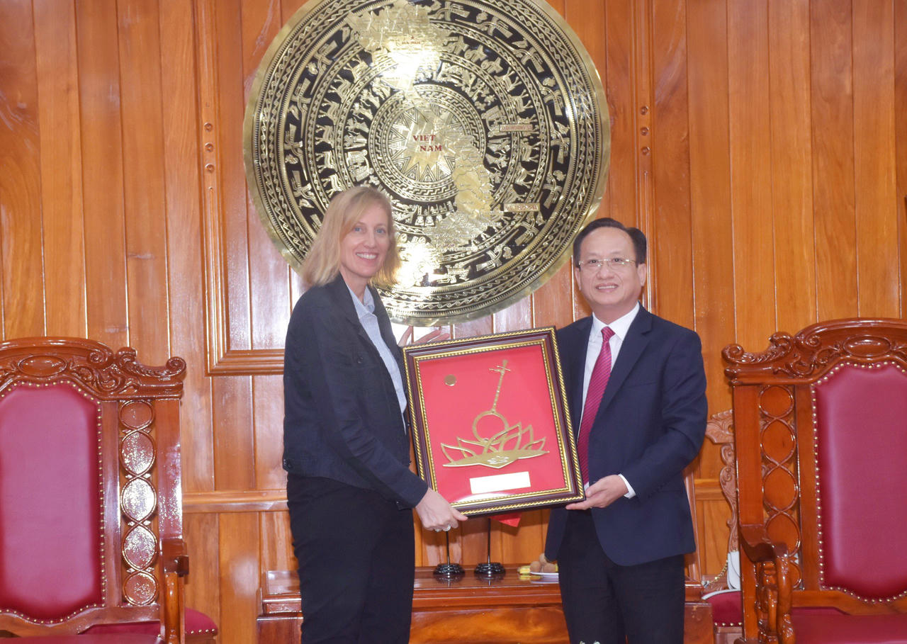 Tổng Lãnh sự quán Hoa Kỳ tại TP HCM thăm và làm việc tỉnh Bạc Liêu