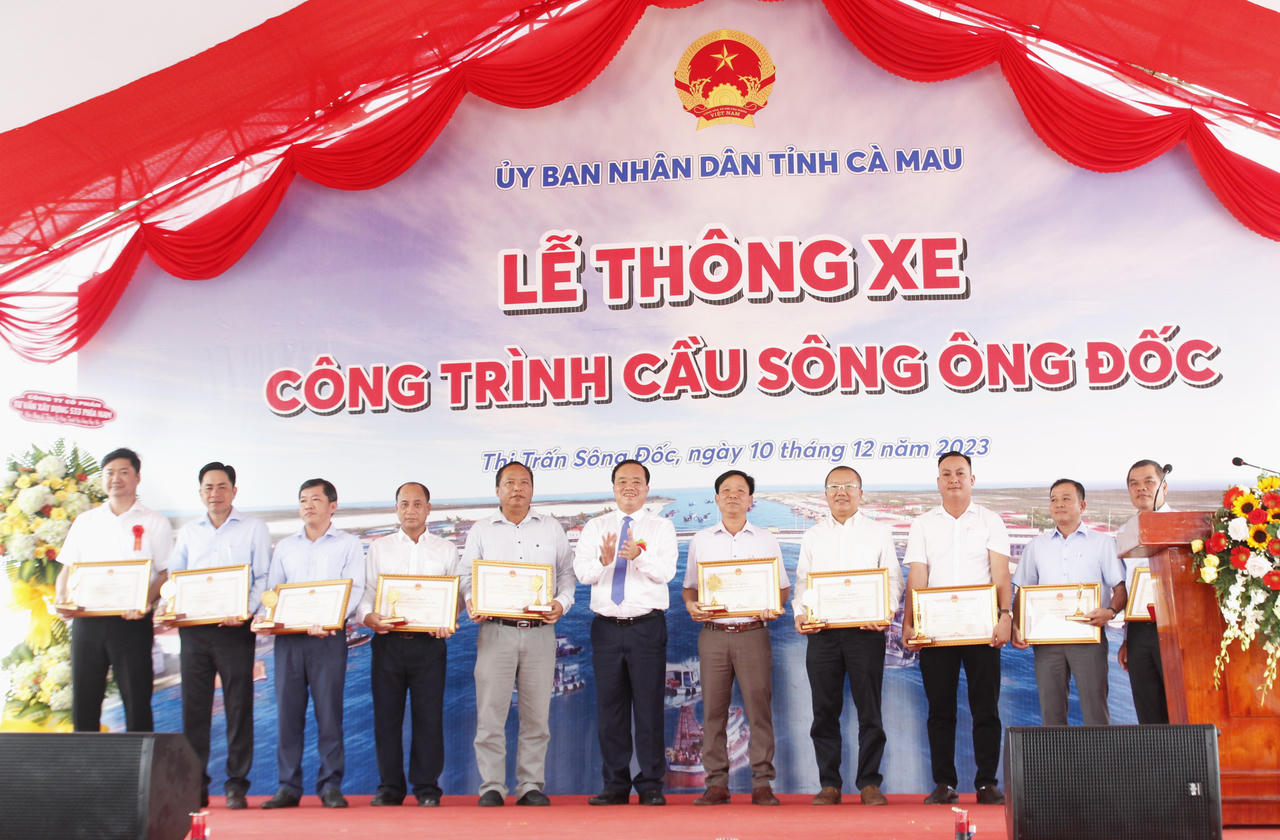 Cầu sông Ông Đốc tạo động lực thúc đẩy phát triển kinh tế của Cà Mau