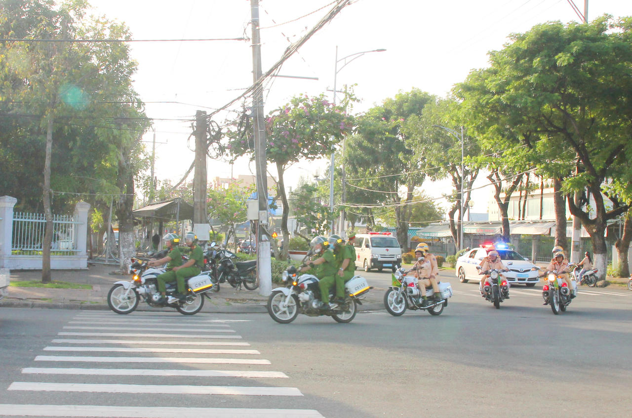 Các địa phương đồng loạt ra quân trấn áp tội phạm dịp Tết Nguyên đán