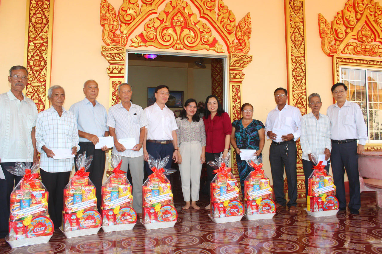 Chính sách phát triển kinh tế - xã hội trong đồng bào dân tộc thiểu số ở Bạc Liêu