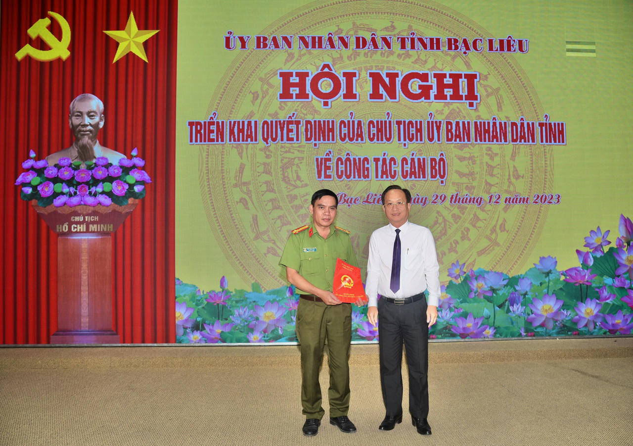 Thượng tá Bùi Đông Thuận giữ chức Phó Chánh Văn phòng UBND tỉnh Bạc Liêu