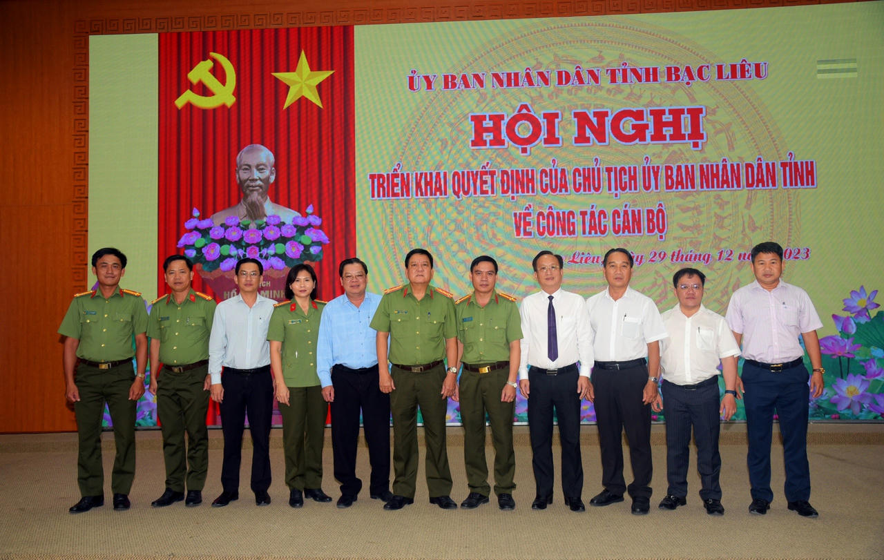 Thượng tá Bùi Đông Thuận giữ chức Phó Chánh Văn phòng UBND tỉnh Bạc Liêu