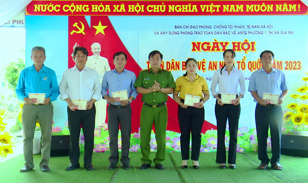 Bạc Liêu: Quyết tâm đẩy lùi tệ nạn cờ bạc