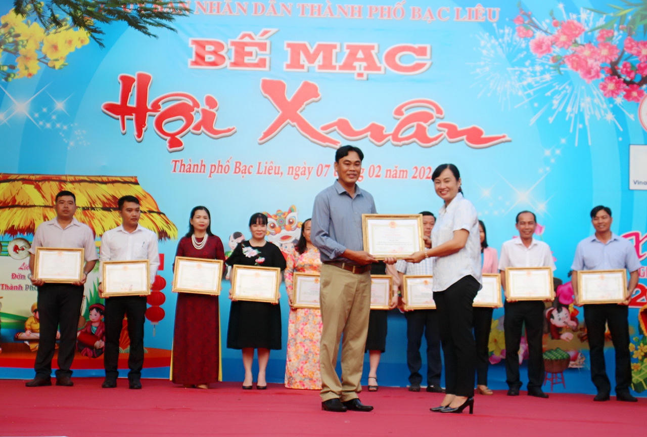 Chợ quê ngày Tết ở Bạc Liêu để lại nhiều ấn tượng đẹp trong lòng du khách