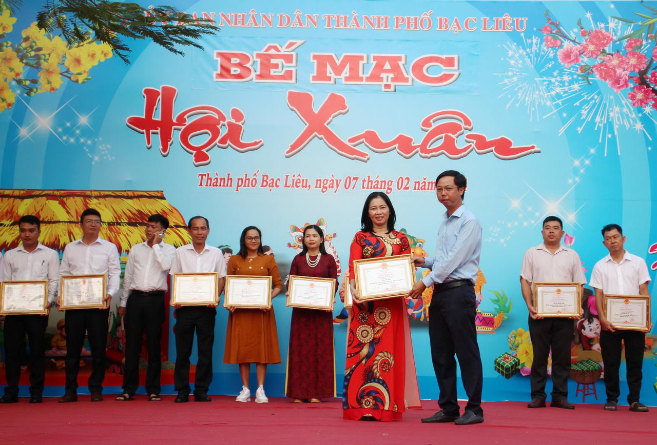 Chợ quê ngày Tết ở Bạc Liêu để lại nhiều ấn tượng đẹp trong lòng du khách