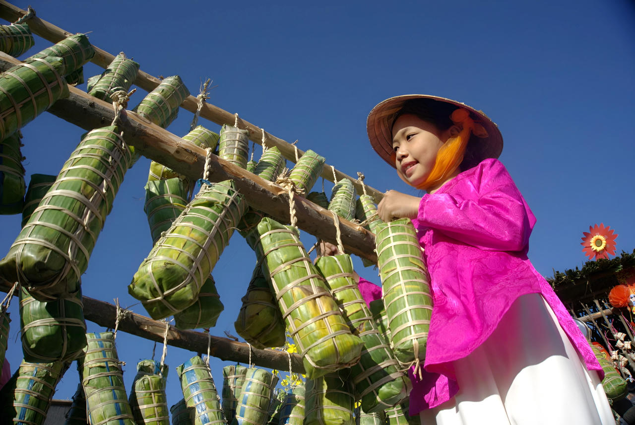 Những ngày cận Tết ở cực Nam Tổ quốc