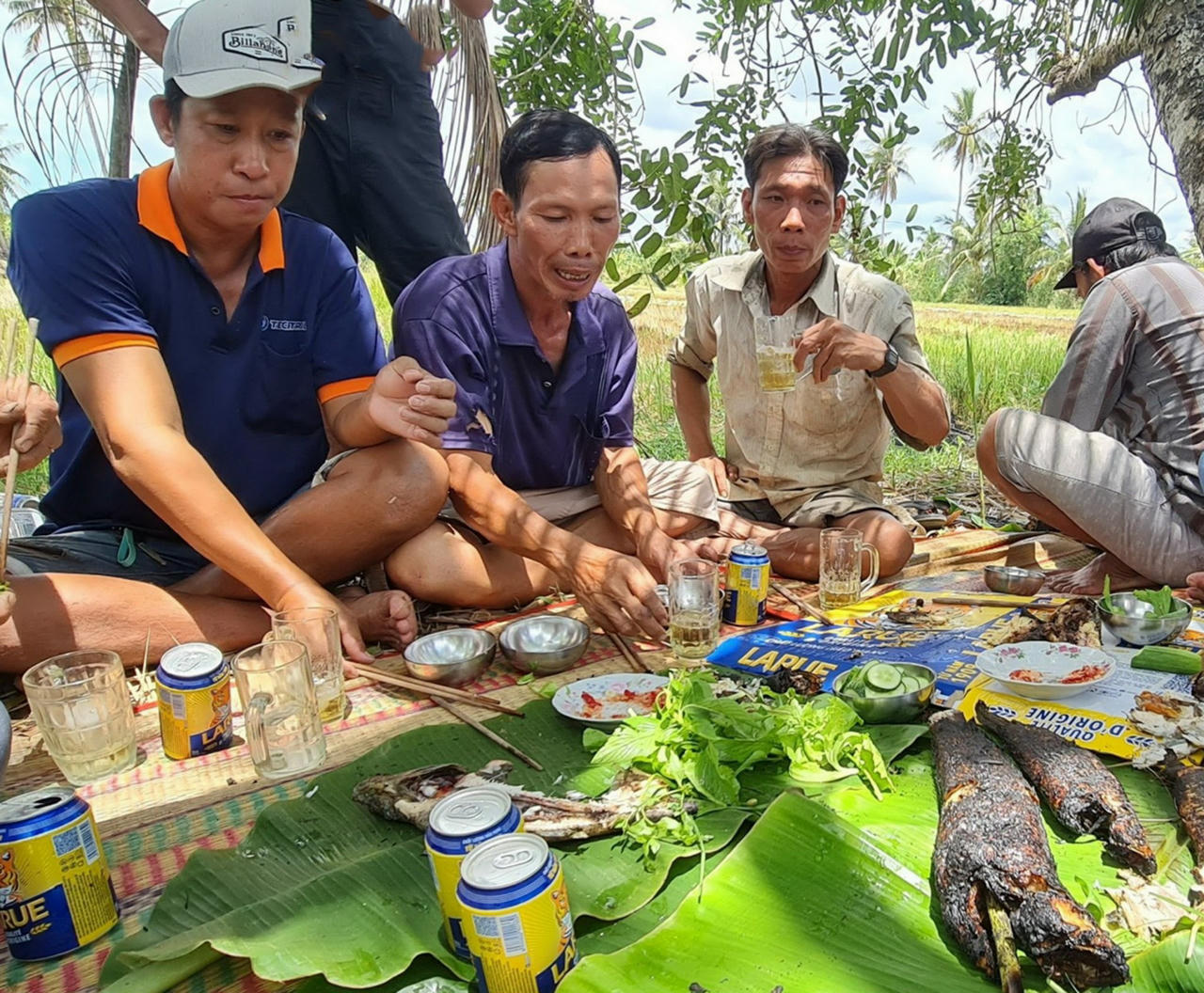 Giữ nét văn hóa đặc thù tát đìa bắt cá đồng ăn Tết ở Cà Mau