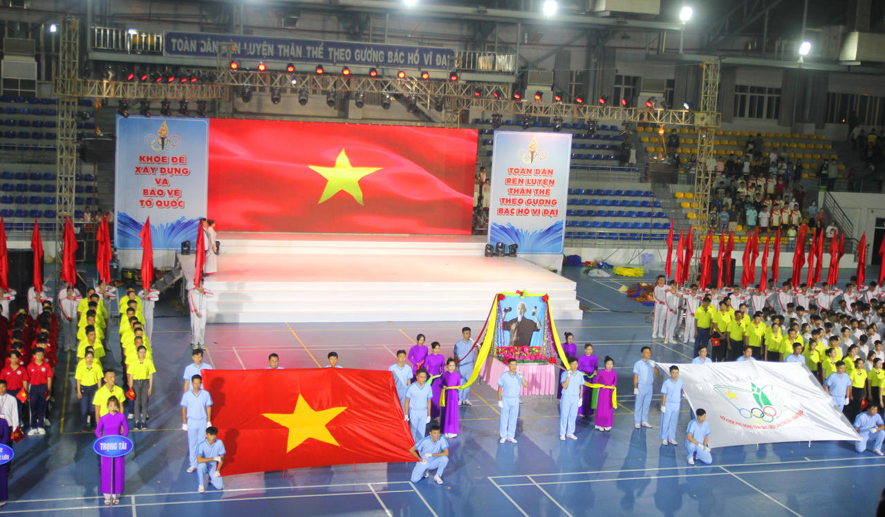 Gần 2.000 học sinh Bạc Liêu tranh tài Hội khỏe Phù Đổng