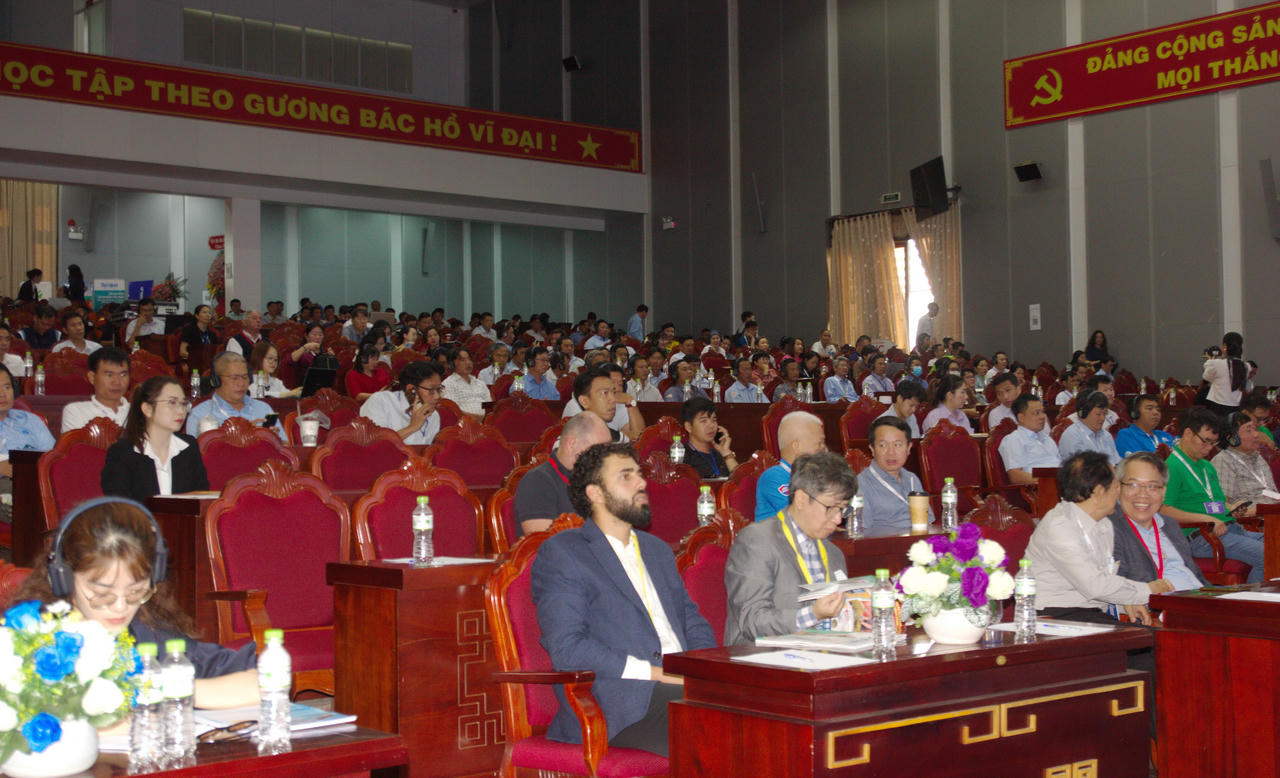 Tìm giải pháp mới để phát triển ngành tôm Việt Nam bền vững