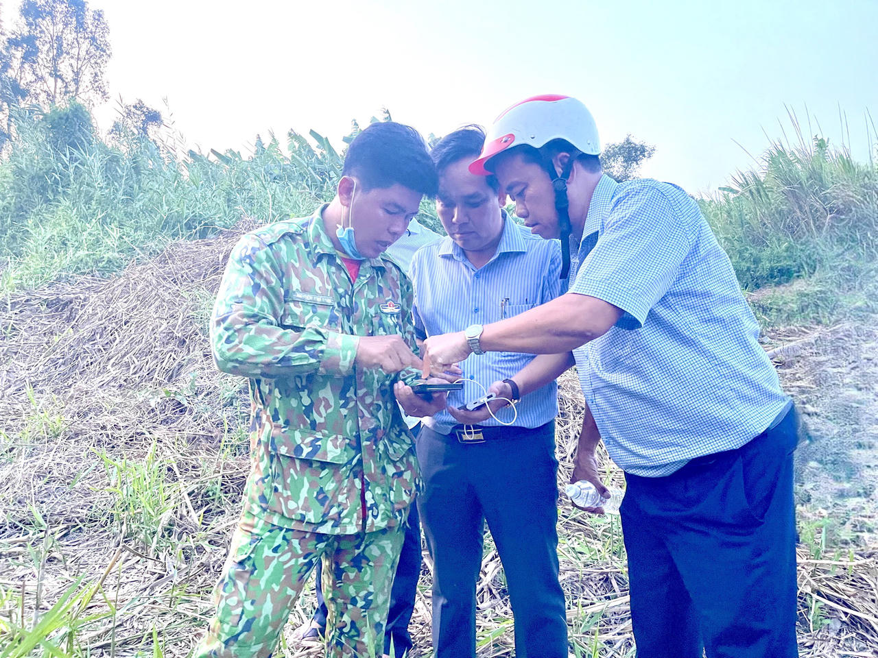 Đám cháy rừng tràm ở Cà Mau cơ bản được khống chế