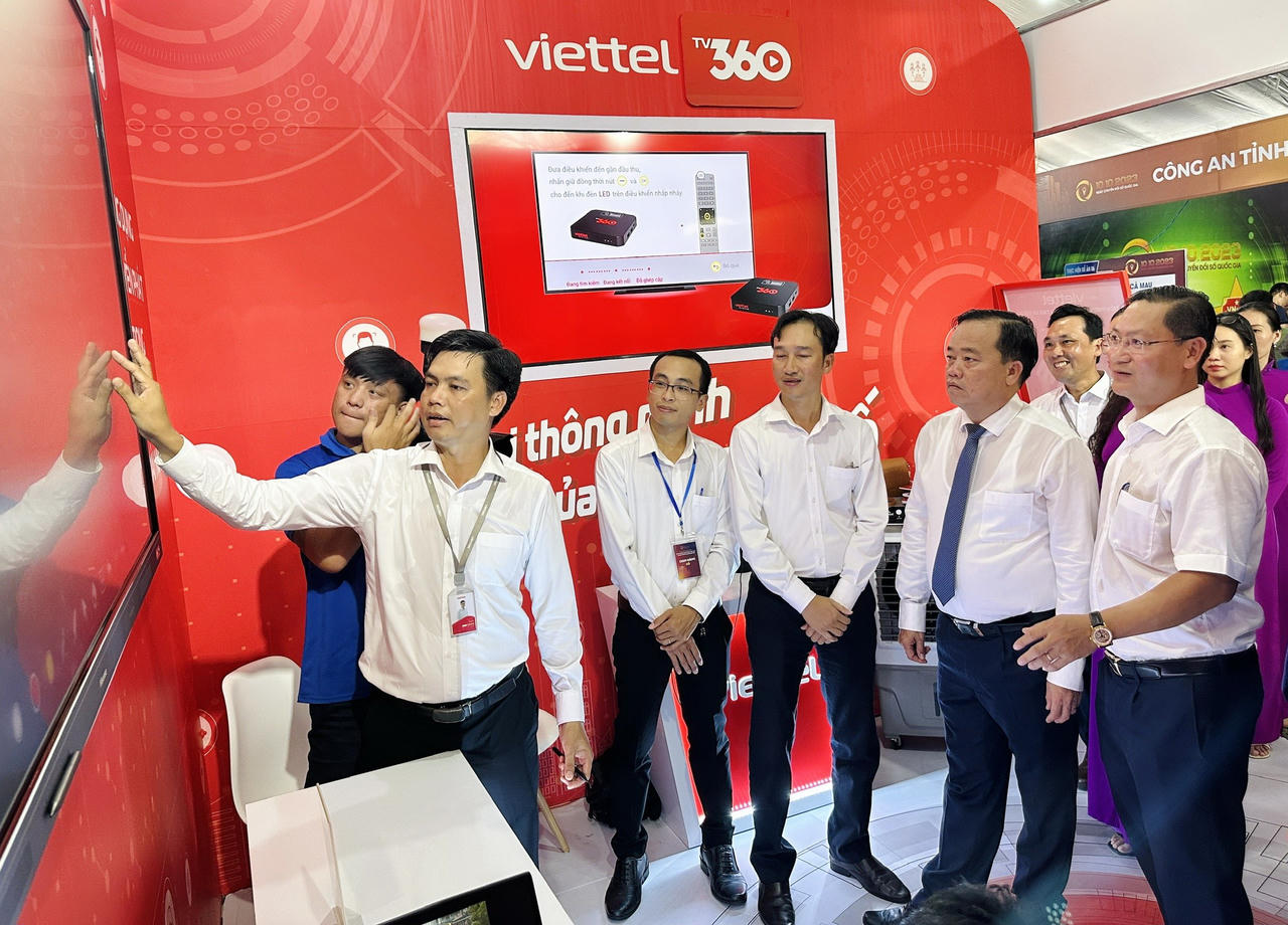 Cà Mau hoàn thành tích hợp Phần mềm và vận hành hai nhóm dịch vụ công thiết yếu