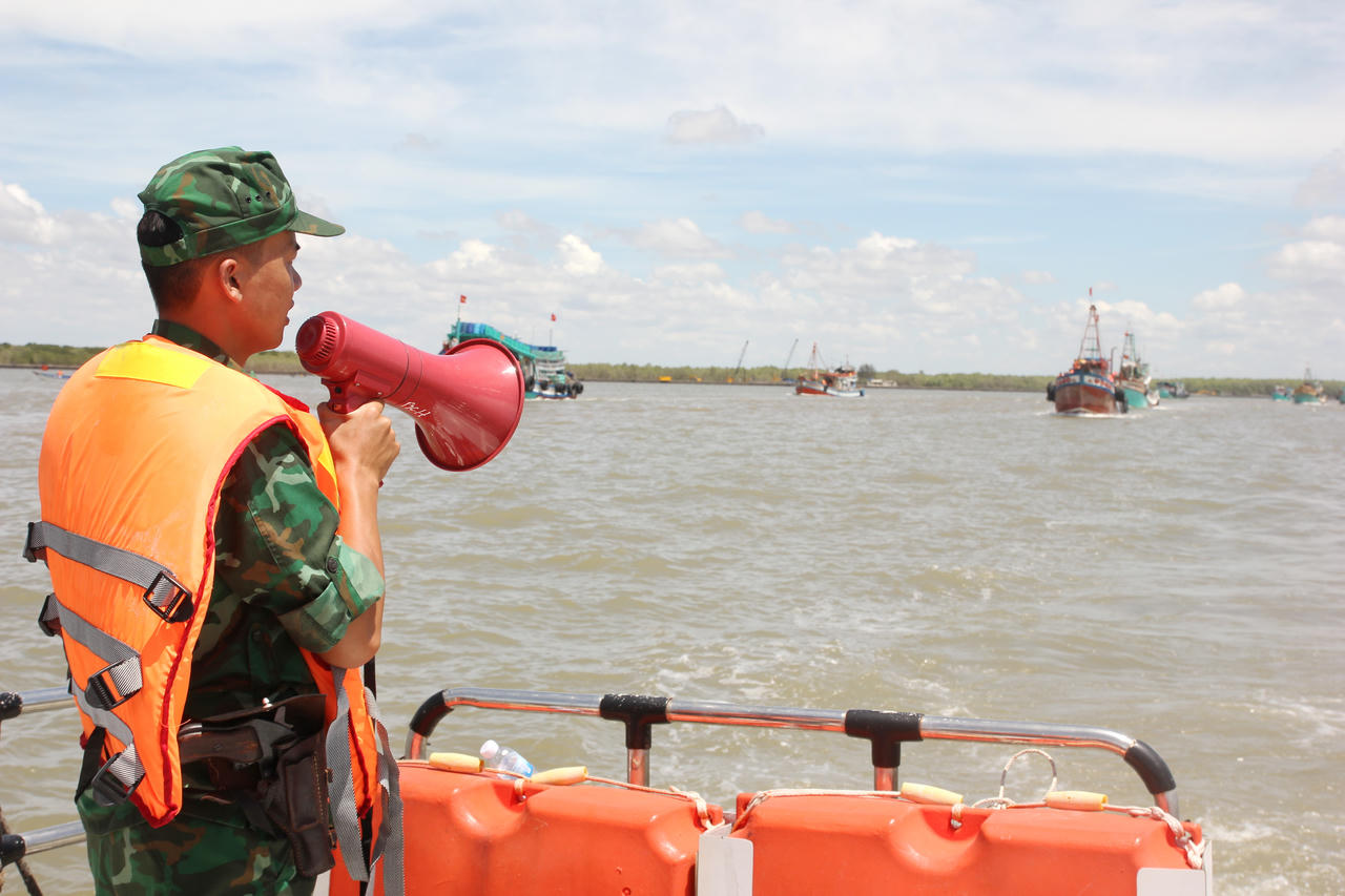 Lễ hội Nghinh Ông Đông Hải thu hút khách gần xa tham gia