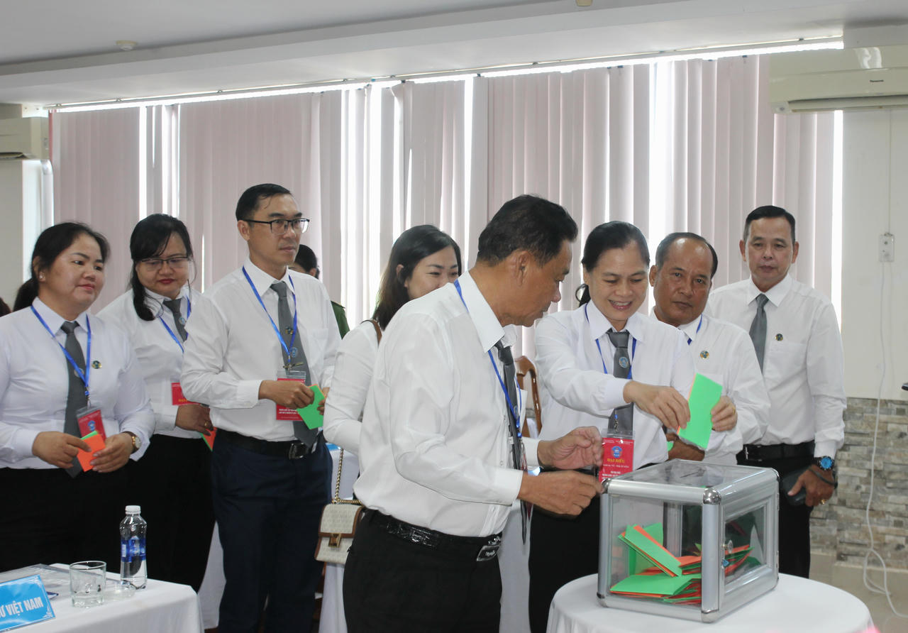 Luật sư Nguyễn Duy Sơn được bầu làm Chủ nhiệm Đoàn Luật sư tỉnh Bạc Liêu