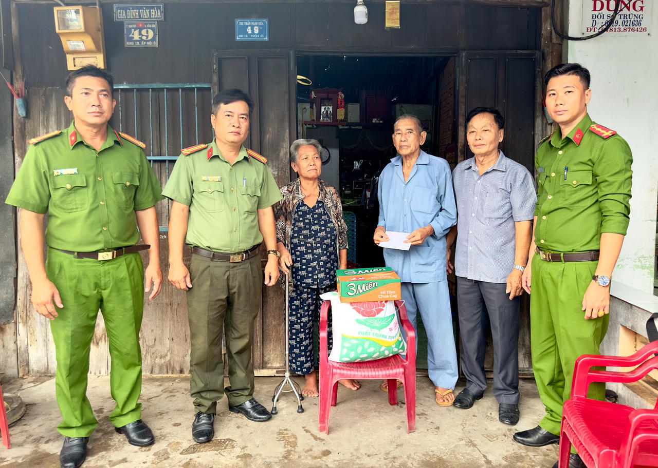 Cộng đồng người Hoa ở Bạc Liêu chung tay giữ gìn an ninh, trật tự