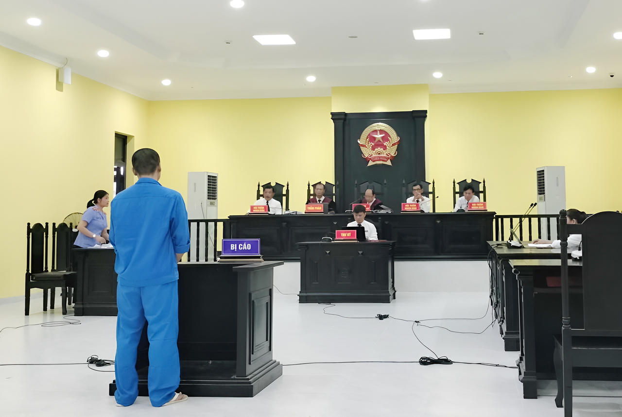 Thanh niên sử dụng ma túy bị ảo giác, đâm chết bạn tàu trên biển