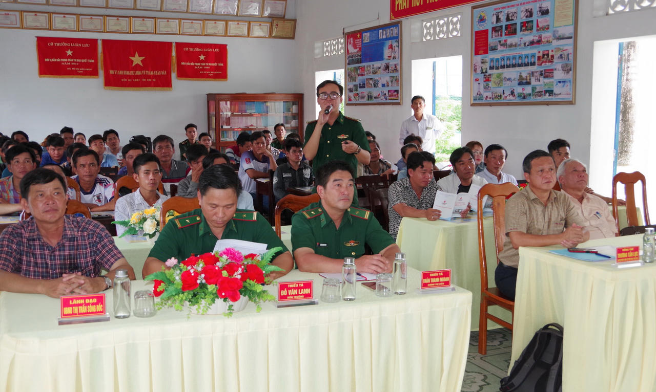 Cà Mau: Tuyên truyền pháp luật biển cho chủ tàu cá, thuyền trưởng và người dân