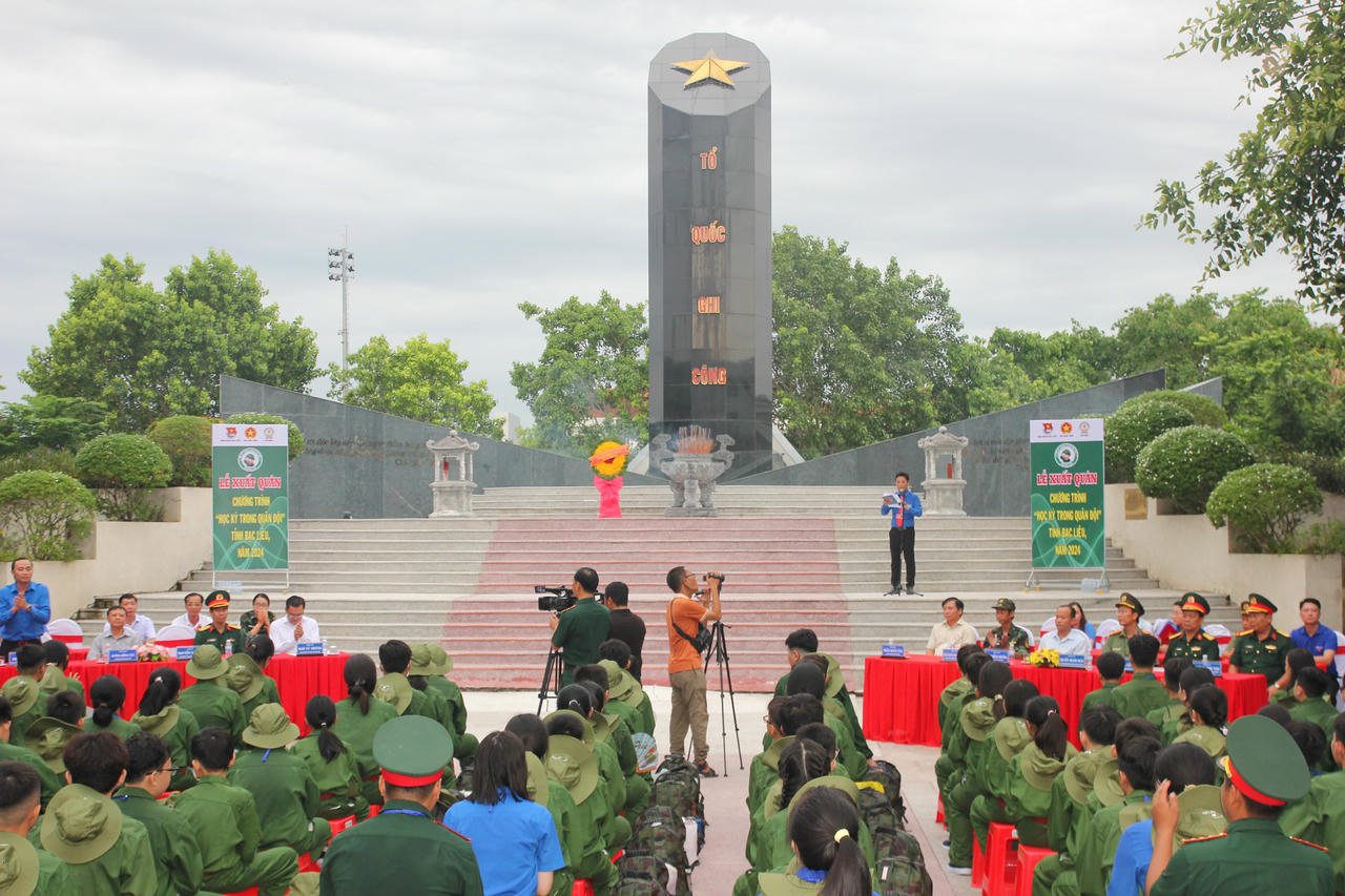 100 “Chiến sĩ nhí” ở Bạc Liêu xuất quân tham gia Học kỳ trong quân đội 