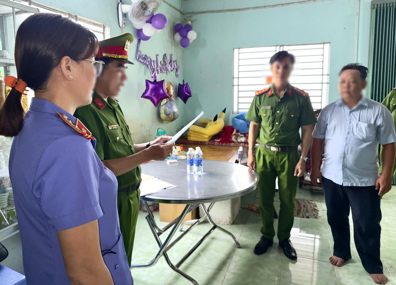 Bắt tạm giam chuyên viên Sở Giao thông Vận tải nhận hối lộ