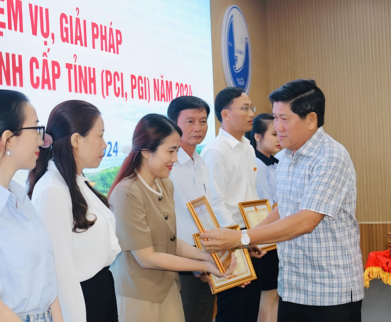 Doanh nghiệp, người dân cùng chung tay với chính quyền cải thiện các chỉ số PCI, PGI