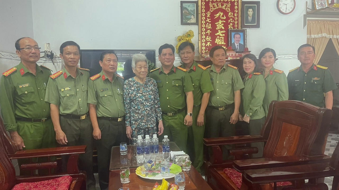 Bạc Liêu: Nhiều hoạt động ý nghĩa nhân kỷ niệm 77 năm Ngày Thương binh - Liệt sỹ