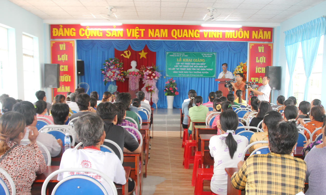 Đào tạo nghề cho 125 lao động nông thôn và vùng đồng bào dân tộc thiểu số ở Bạc Liêu